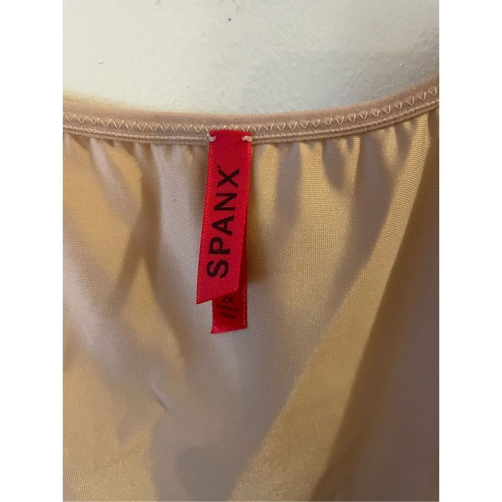 SPANX Simplicity (SZ 2X) - Picture 2 of 4